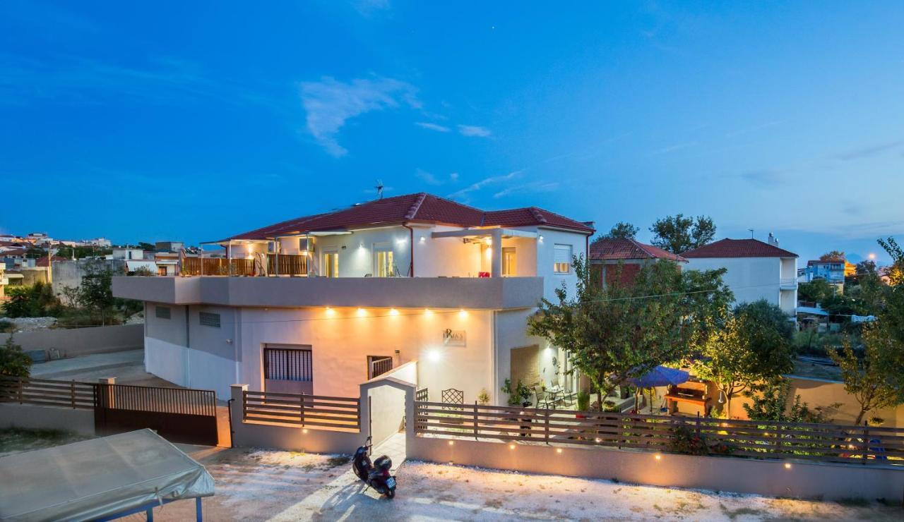 Iria'S Luxury Apartments Ліменарія Екстер'єр фото