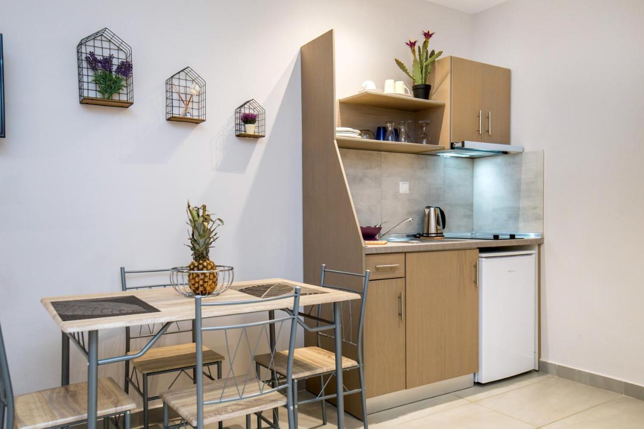 Iria'S Luxury Apartments Ліменарія Екстер'єр фото