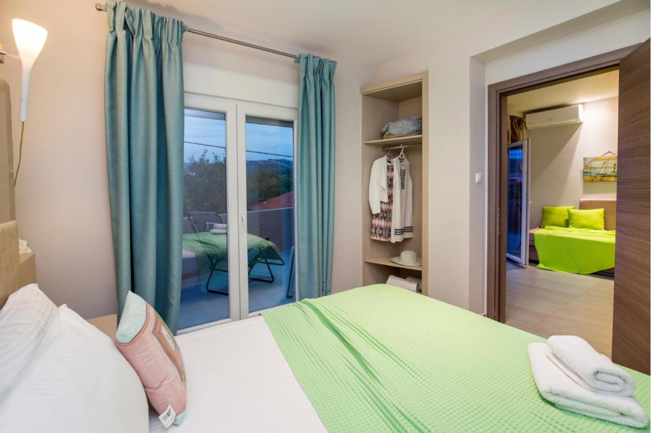 Iria'S Luxury Apartments Ліменарія Екстер'єр фото
