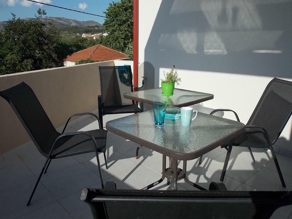 Iria'S Luxury Apartments Ліменарія Екстер'єр фото